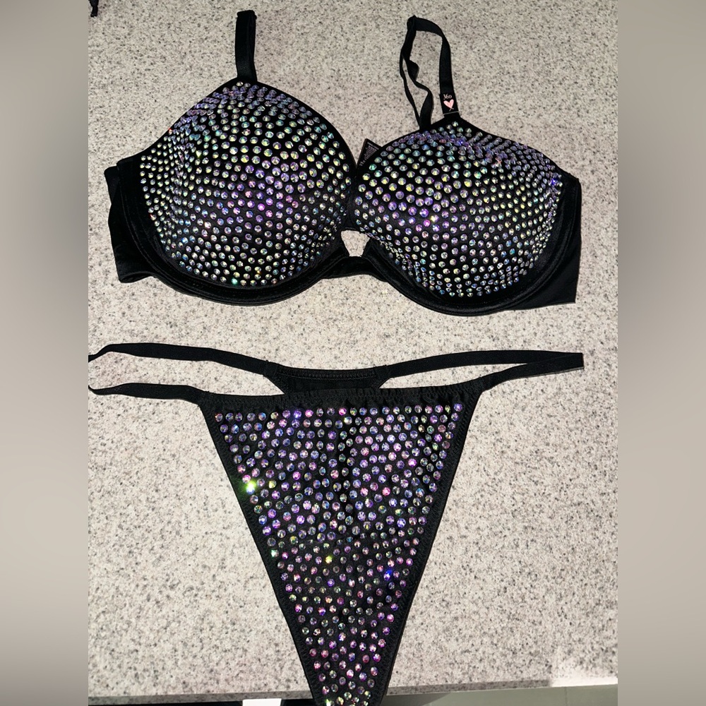 NWT Victoria's Secret Very Sexy Embellished crystal bling shine Rhinestone set
